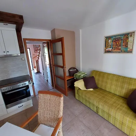 Ori Apartment *